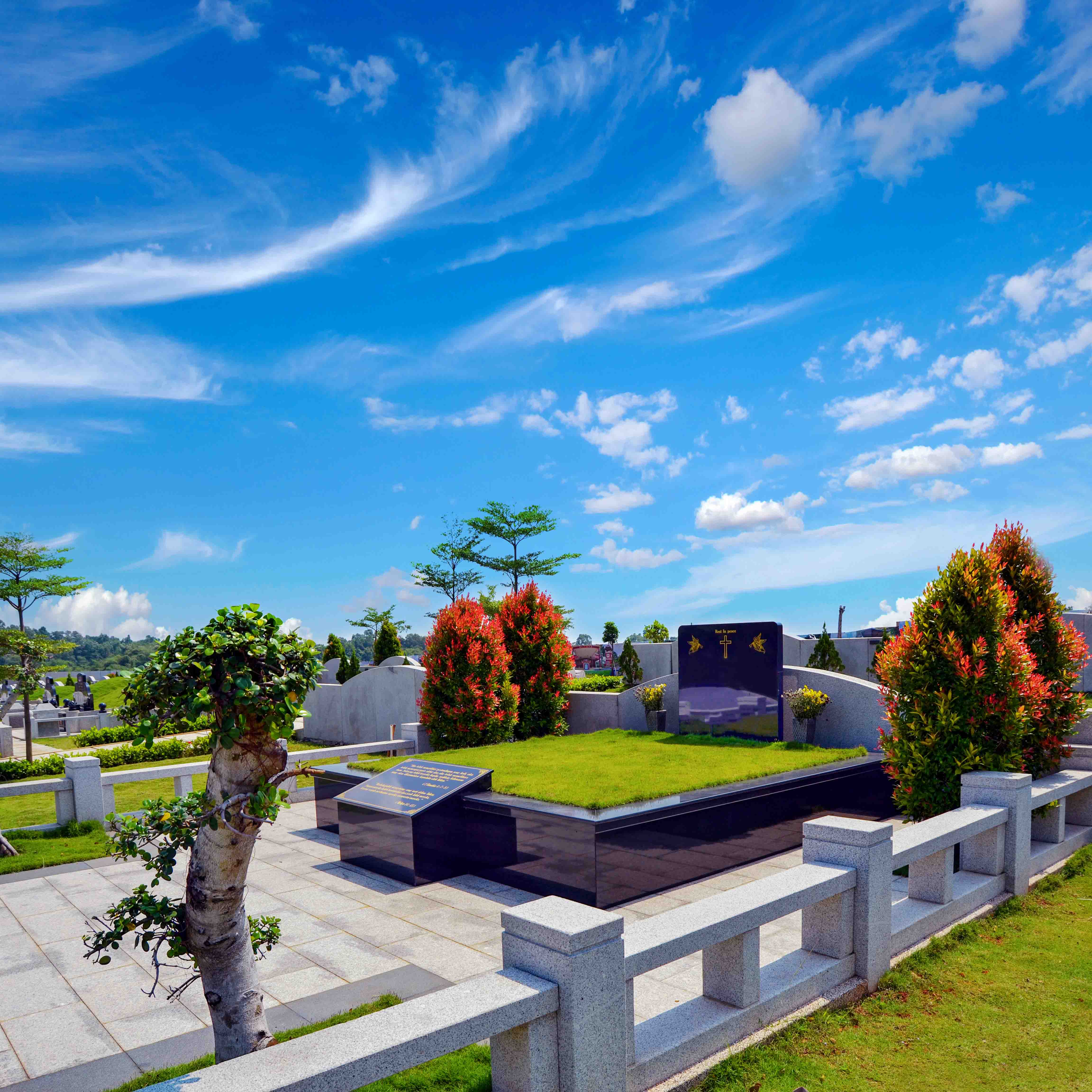 Pemakaman Internasional Lestari Memorial Park